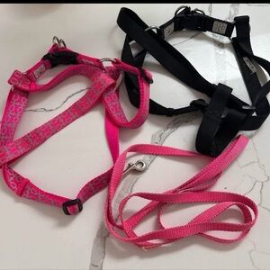 2 size large dog harnesses